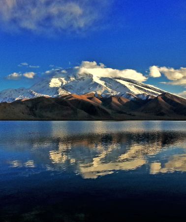 10D9N • Ili + Tianshan Tianchi + Sayram Lake + Xiata Tourist Attraction + Nalati Grassland + Pamir Plateau + Baisha Mountain - Baisha Lake + Ancient City of Kashi