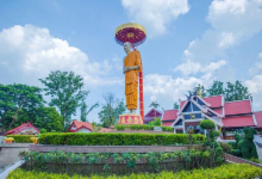 龙婆卡贤寺景点图片