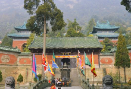 青山镇旅游图片-武当山精华一日游