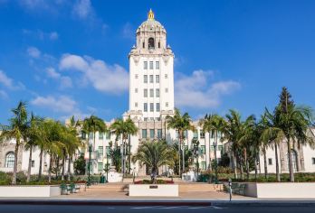 洛杉矶圣莫尼卡海滩+比佛利山+好莱坞星光大道+日落大道一日游【私人包车游-尊享10小时-中文VIP包车服务-下单后出发时间-市区行程皆可灵活调整】