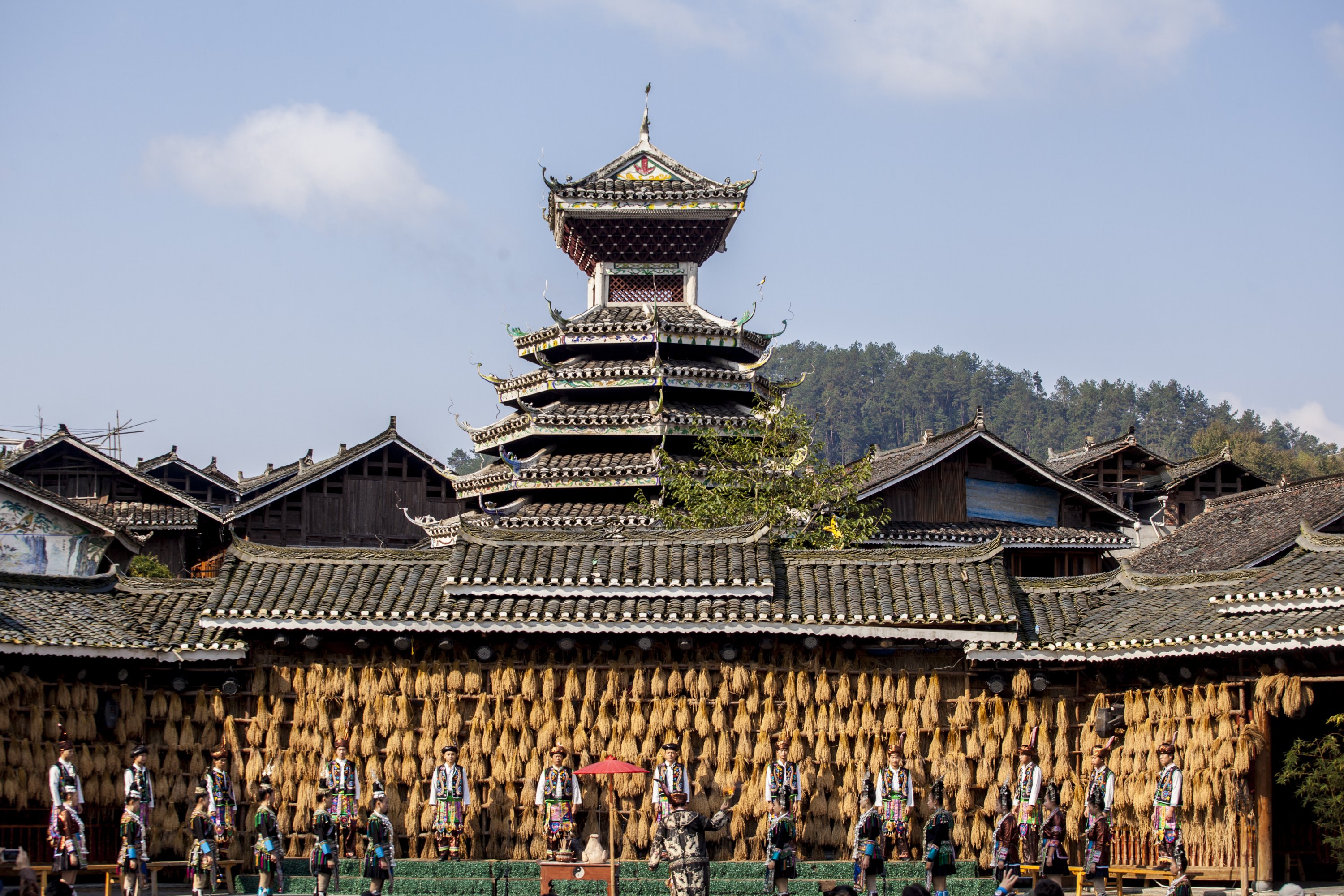 产品特色产品特色每日行程费用预订须知点评行程线路对比双动往返