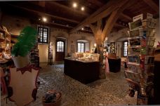 西庸城堡-韦托-doris圈圈