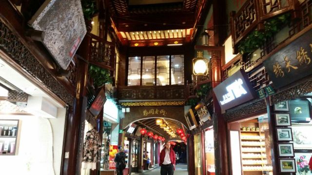Shanghai City God Temple Tourist Area