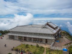 峨眉大佛徒步四日游