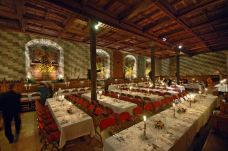 西庸城堡-韦托-doris圈圈