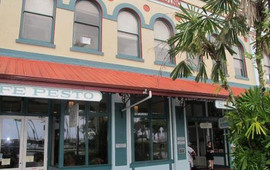 Cafe Pesto Hilo Bay