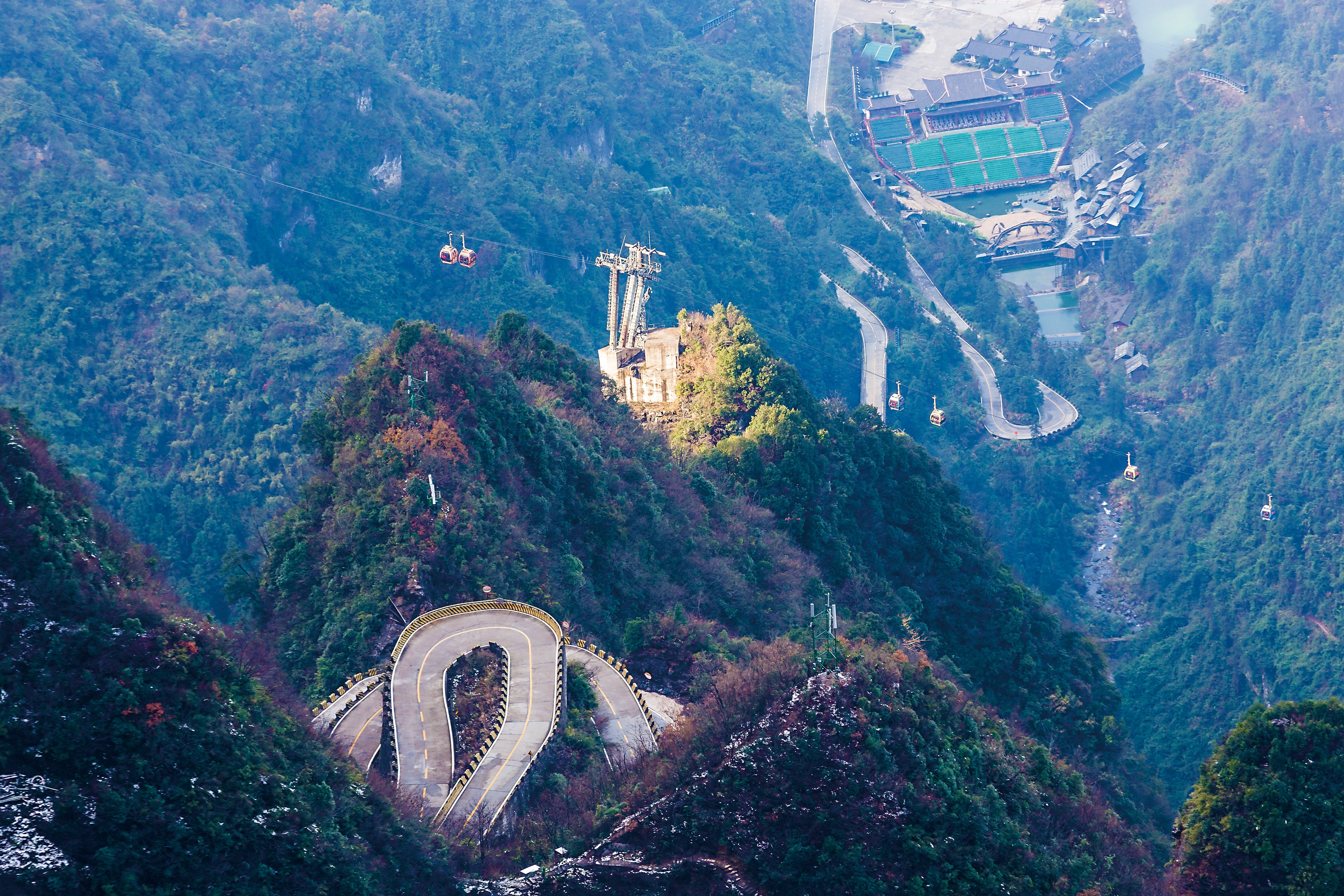 天门山通天大道
