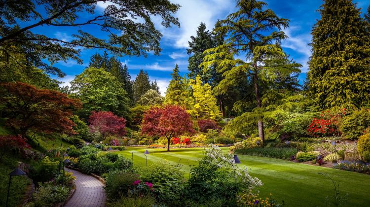 【Summer Tour】2-Day Tour from Vancouver·Vancouver and Victoria | BC ferry | The Butchart Gardens | The Butchart Gardens | Victoria Inner Harbour