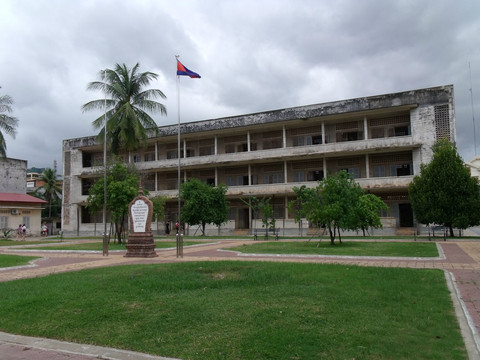 波尔布特罪恶馆