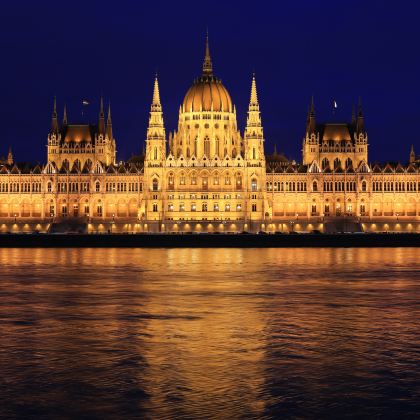 匈牙利布达佩斯15日14晚私家团