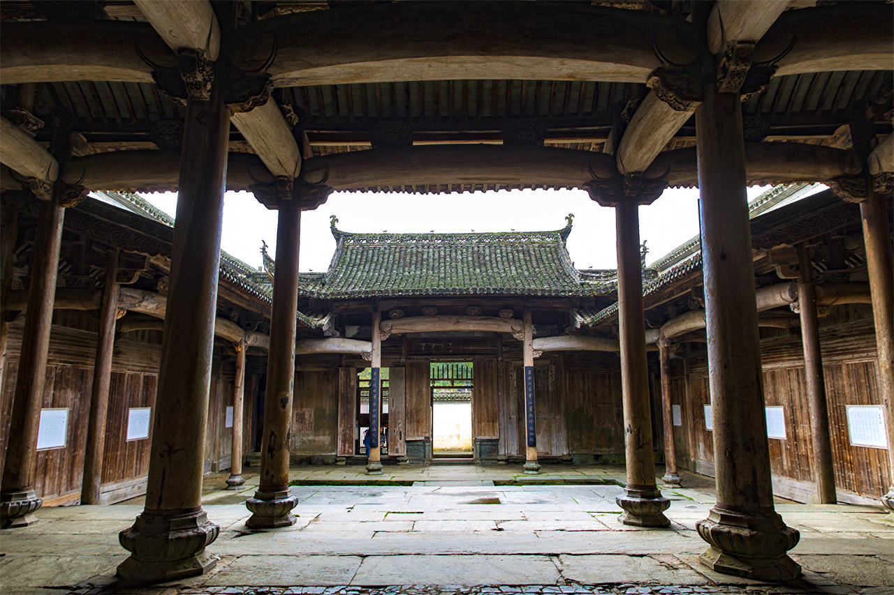 百柱宗祠