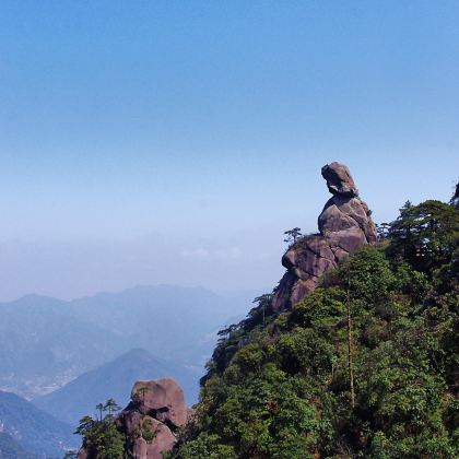 江西南昌+庐山+景德镇+婺源+三清山+井冈山7日6晚跟团游