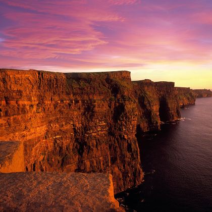 爱尔兰莫赫悬崖+巴伦国家公园一日游【中英双语可选 上门接送】