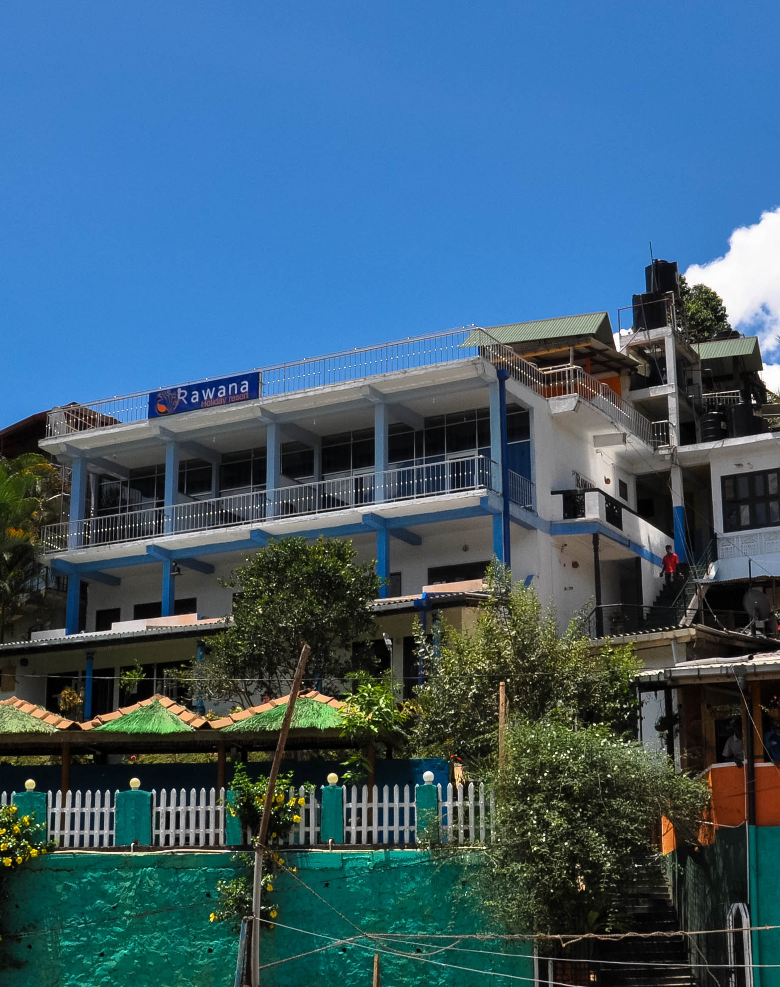 Rawana Holiday Resort餐厅图片