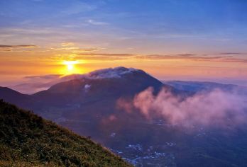 中国台湾台北阳明山公园+淡水老街+渔人码头包车游【酒店接送】【中文司机+酒店接送+贴心管家[畅游80+国家，800+城市]】