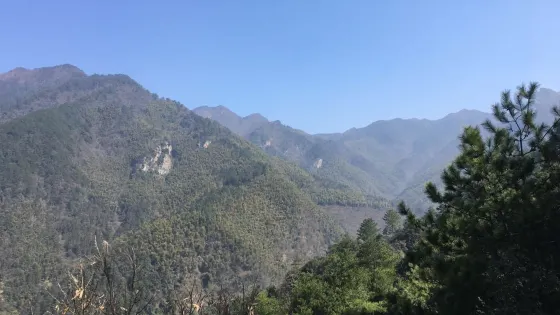 白雲巖