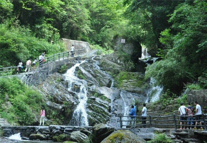 龙洞湾