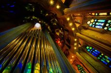 圣家族大教堂-巴塞罗那-doris圈圈