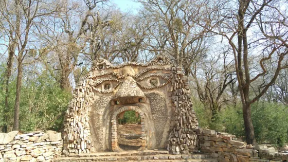 糯黑村