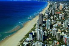 Gold Coast beach-冲浪者天堂-doris圈圈