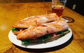 Bistro 23