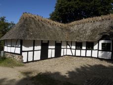 菲英村-欧登塞-doris圈圈