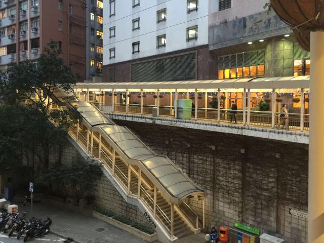 Central to Mid-Levels Escalator