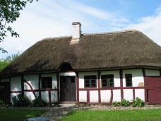 菲英村-欧登塞-doris圈圈