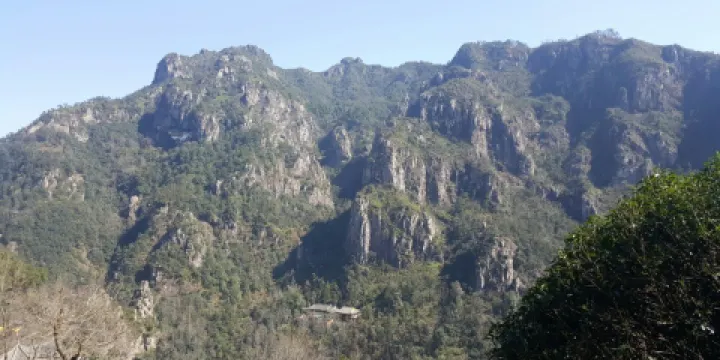 南雁盪山東西洞景區