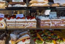 Monarch Cake Shop美食图片