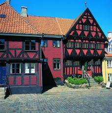 菲英村-欧登塞-doris圈圈