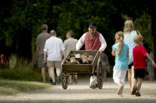菲英村-欧登塞-doris圈圈