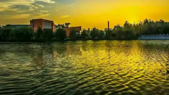 河北經貿大學