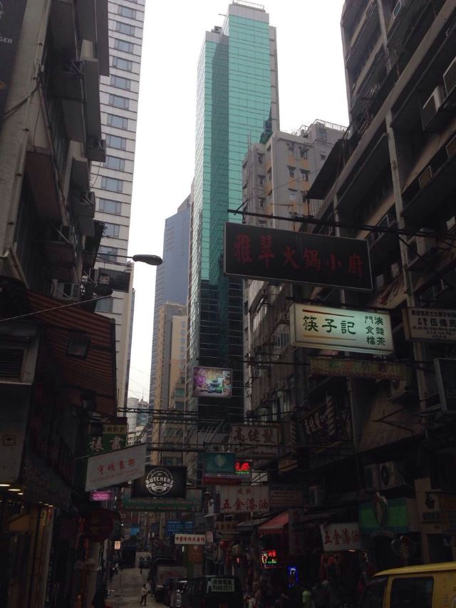 Central to Mid-Levels Escalator