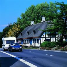 菲英村-欧登塞-doris圈圈