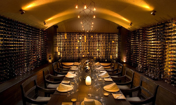 港丽岛酒窖餐厅餐厅图片