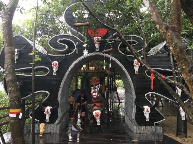 Binlang Ethnic Village