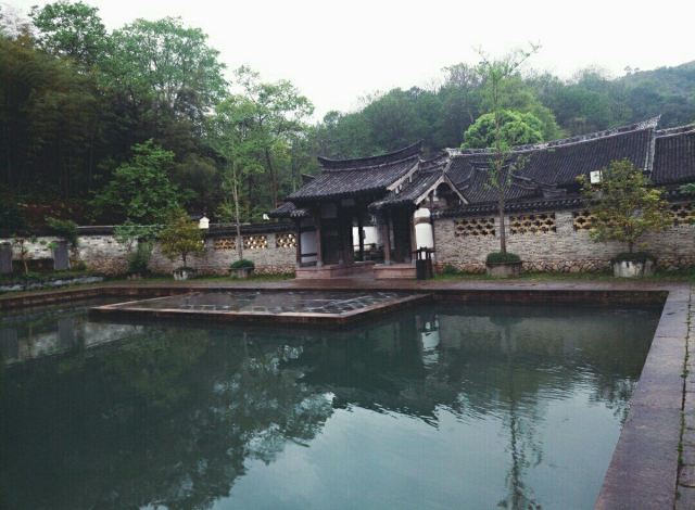 푸롱고촌