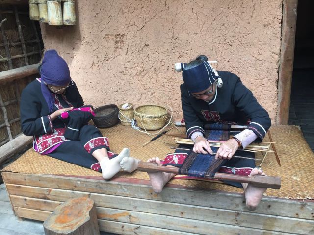 Binlang Ethnic Village