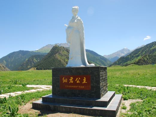 细君公主墓