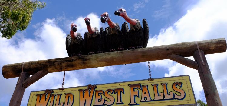 Warner Bros Movie World Travel Guidebook Must Visit Attractions