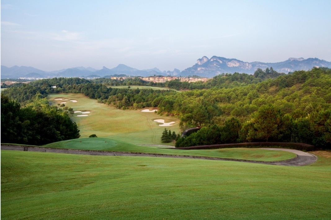 预订福建武夷山风景高尔夫俱乐部teetime-365golf|您的高尔夫球随身
