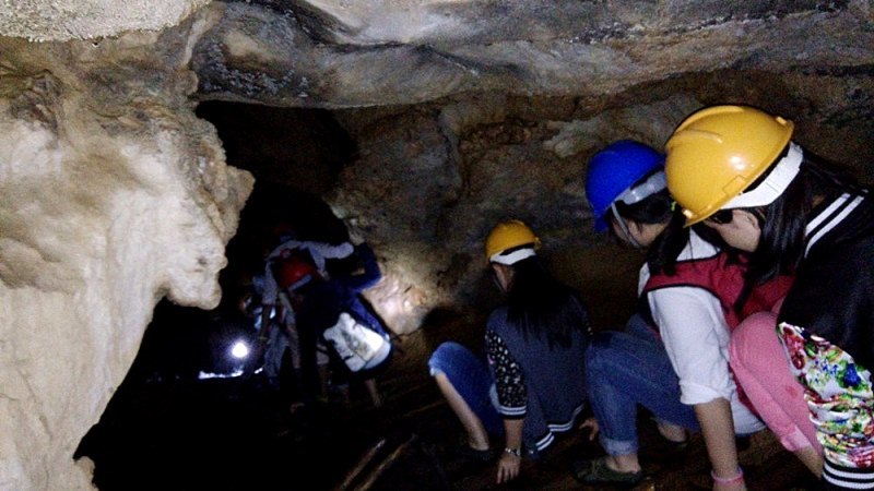 >> 文章内容 >> 溶洞探险必备技术经验分享 进溶洞探险,需要哪些装备?