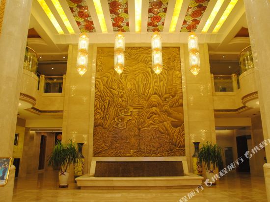 通辽泰山大酒店