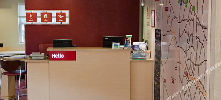 斯特林近杜勒斯镇中心的美茵斯坦套房酒店(Dulles Suites)图片