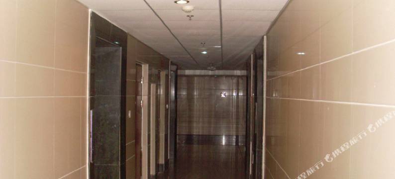 忆语流年影院设计民宿(大连和平广场店)图片