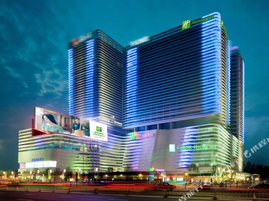 百盛购物中心(石家庄店)