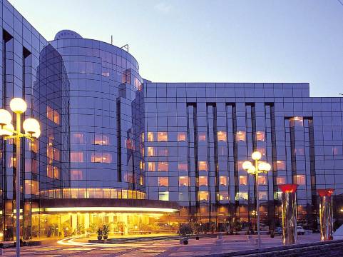 西安金花大酒店(通化门地铁站)