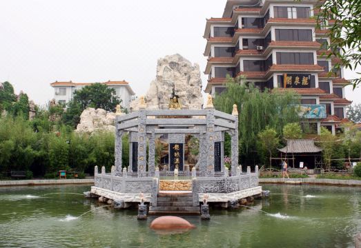 Longmai Hotspring Village Hotel Overview