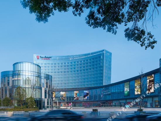 Hotels Near Qiandeng Ancient Town Kunshan Tripcom - 